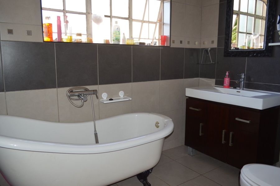 3 Bedroom Property for Sale in Doringkruin North West